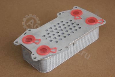 04912101 Радиатор масляный Вид 1