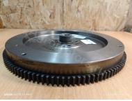 04127516 Маховик